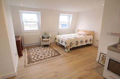 Self-contained Studio in Stoke Newington Bills Inc Main Photo
