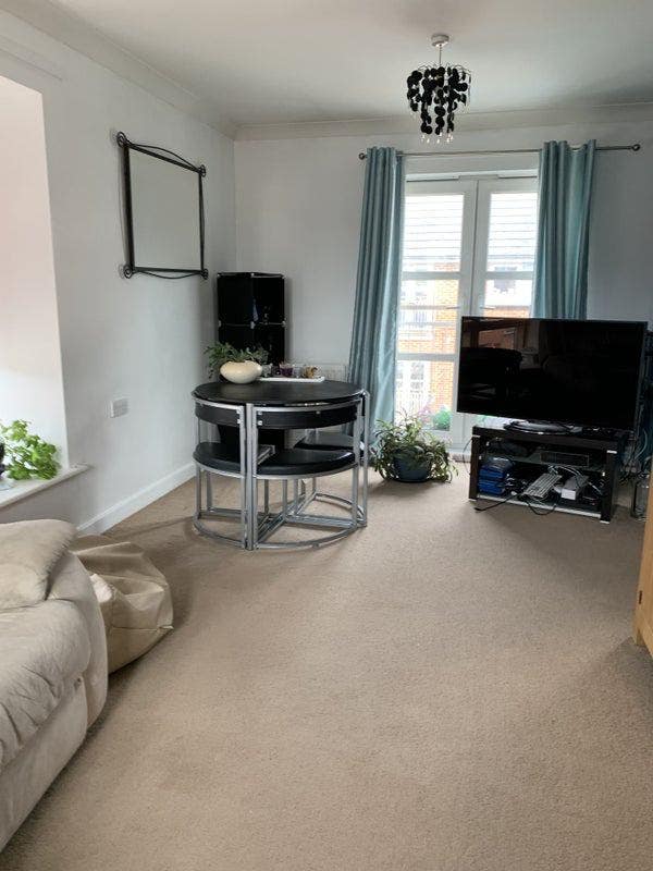 Large Room in Central Poole Main Photo