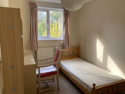 2 Single Rooms for Rent in Charlton, Greenwich Main Photo