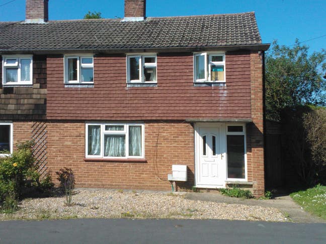 Single room in friendly professional house Main Photo
