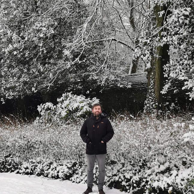 40 year old charity worker looking in SE London Main Photo