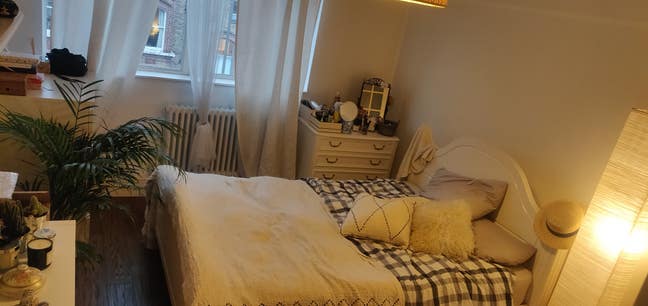 Spacious DBL room on Northcote road  Main Photo