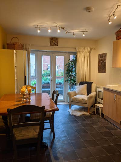  Spacious Double Bedroom in Beautiful Townhouse   Main Photo