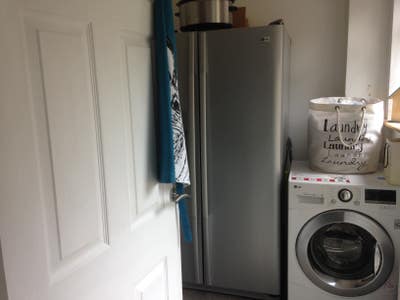Single room - bills included. Main Photo
