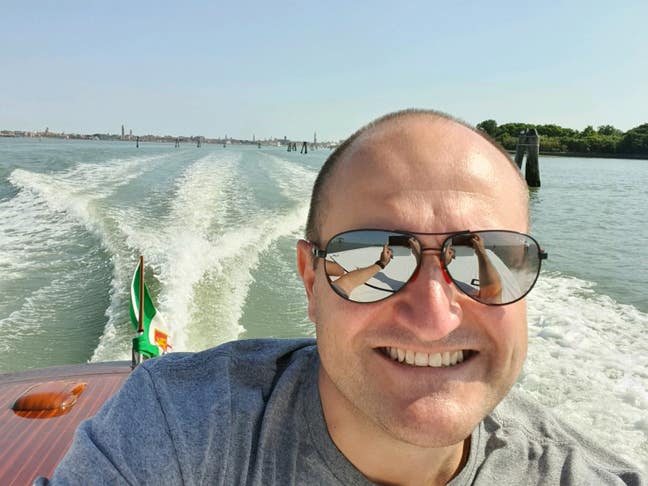 Looking for a room. Main Photo