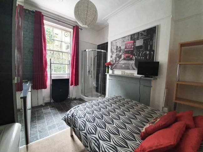 Semi studio in  central London ZONE 1  W2 Main Photo
