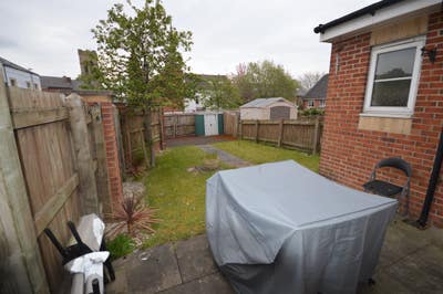 £650 per month all bills included  broadband /sky  Main Photo