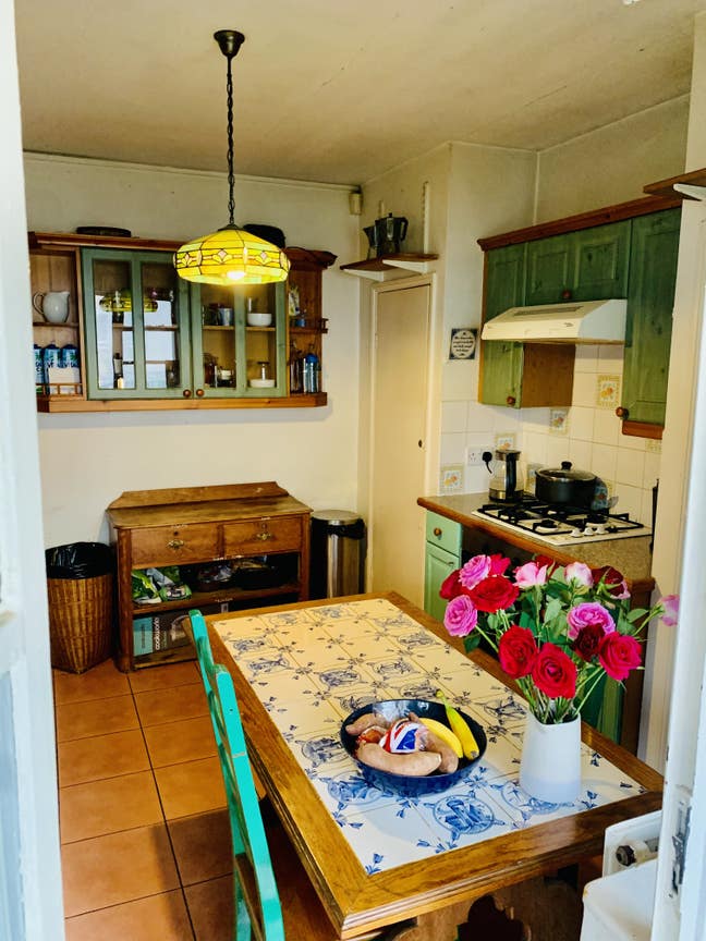 Short Let - Homey 1 Bed Flat Stockwell Main Photo