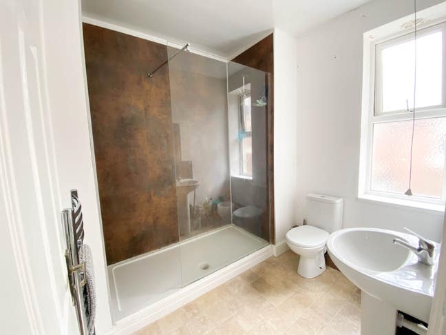 6 Bed House Share - Fully Furnished Main Photo