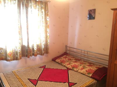 Double Room, North Springfield Main Photo