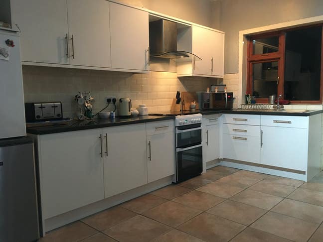 Room in Delightful Period Property Quiet /Private Main Photo