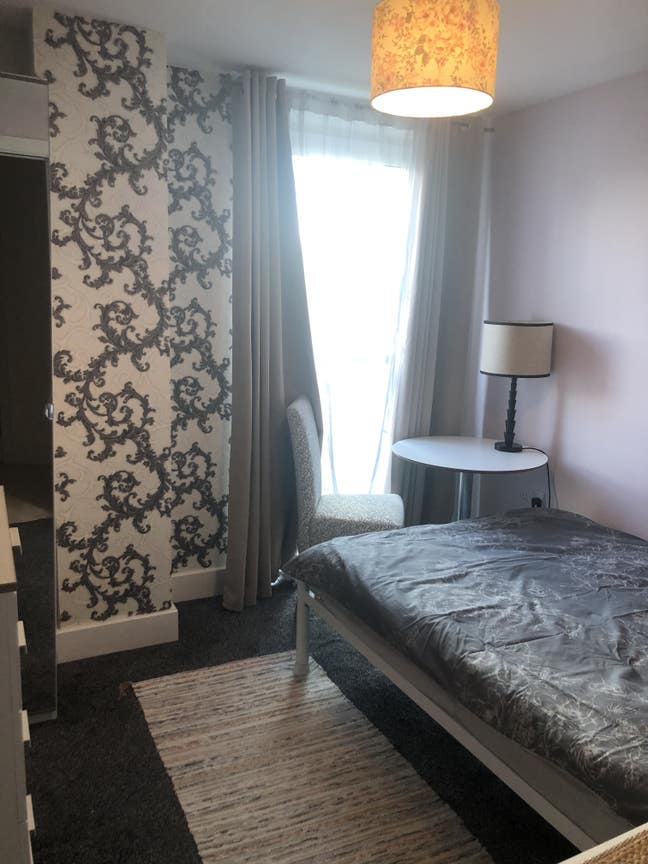 Lovely room in prime location near Thames Embankm Main Photo