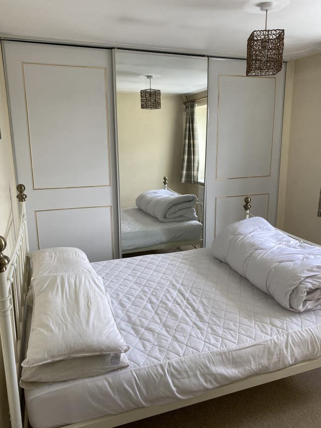 Newly Decorated and Carpeted House Main Photo