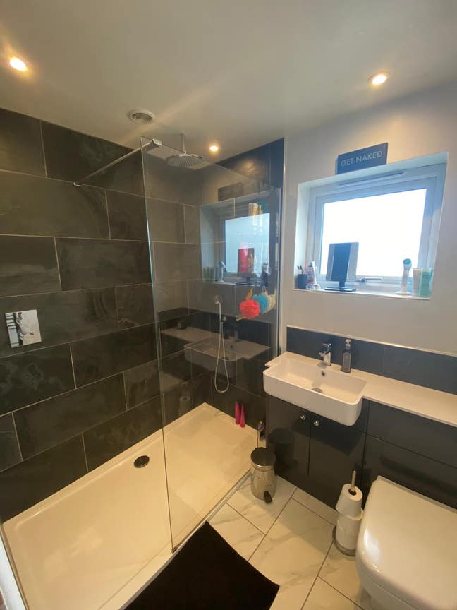 Double room for rent. Main Photo