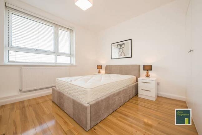 F/f dbls in Zn2, refurb'd. ALL bills,WiFi,cleaner Main Photo