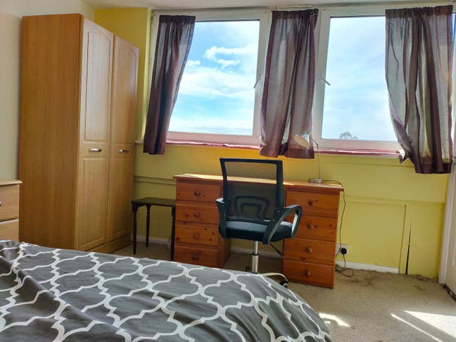  Rooms to Let  Main Photo