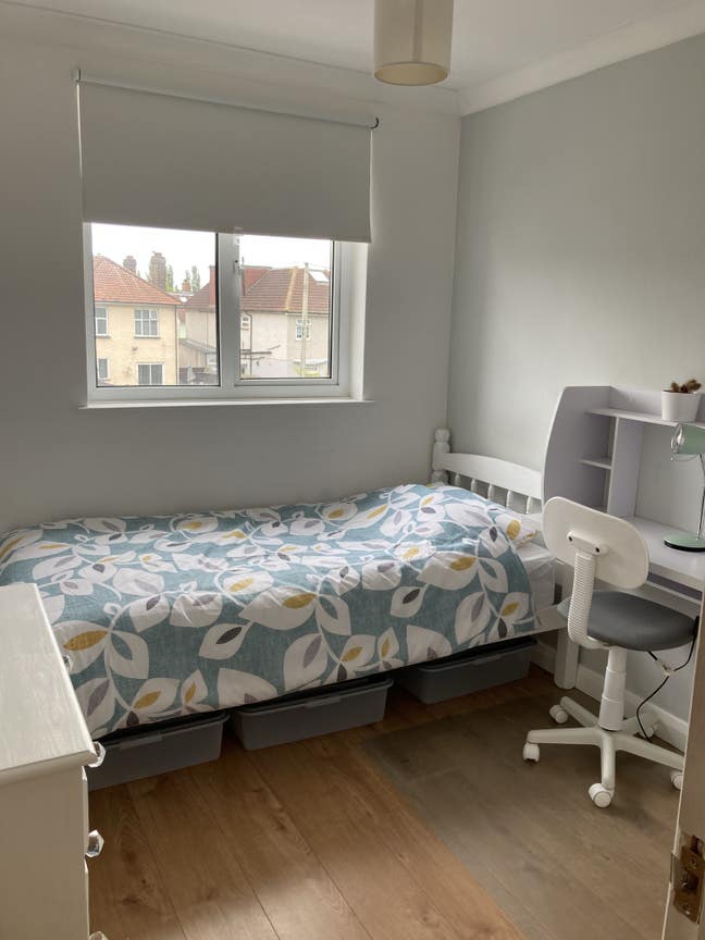 Single room available in Bexleyheath  Main Photo