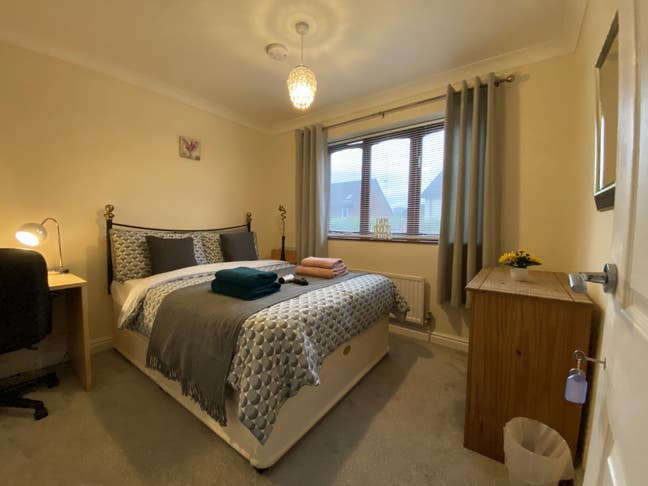Lovely Double Room - Airport// Hospital// Ywlp  Main Photo