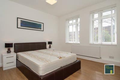 Double f/f share nr tube. Bills,TV&cleaner inc Main Photo
