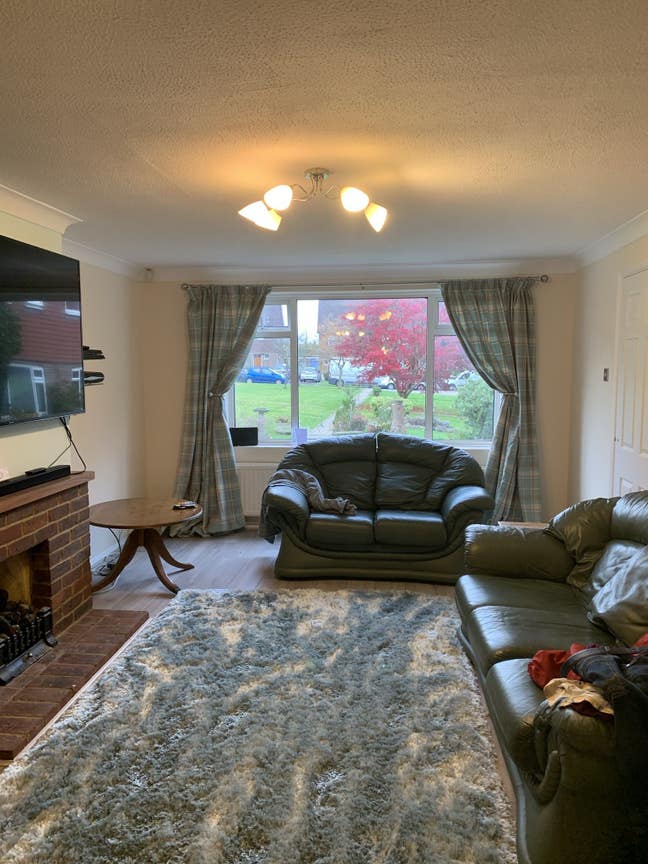 Large Spacious Double Room in Uckfield  Main Photo