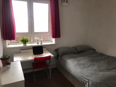 Amazing Double Room Whitechapel/ All Bills Include Main Photo