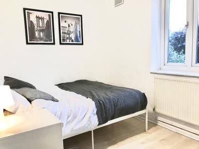  🥰 London Bridge Flatshare - Great Flatmates! :)  Main Photo