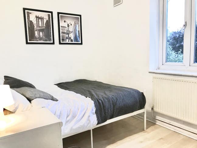  🥰 London Bridge Flatshare - Great Flatmates! :)  Main Photo