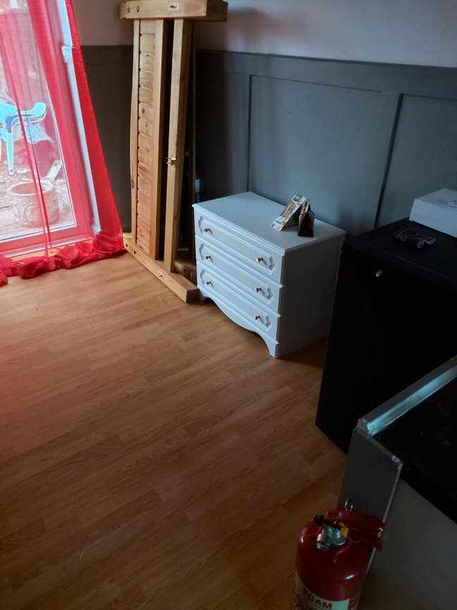 Room to rent Main Photo