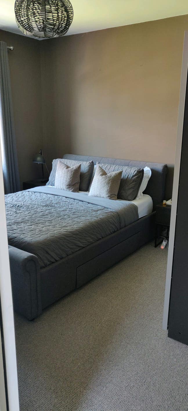 Furnished double room Main Photo