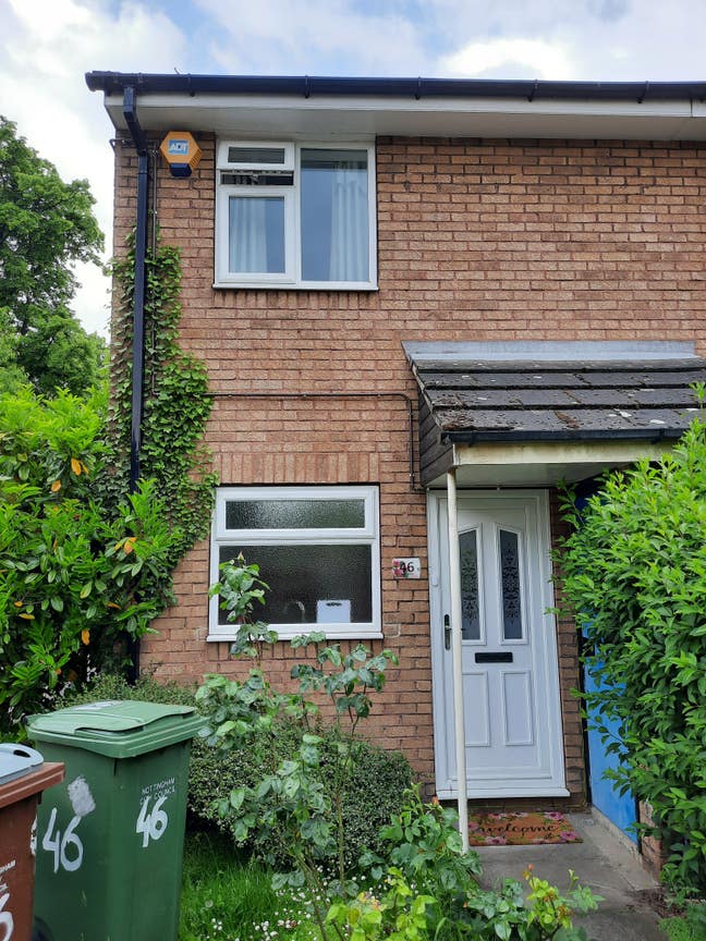Fully furnished house Main Photo