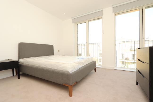 High End rooms - GYM and Tennis -Canada Water SE16 Main Photo