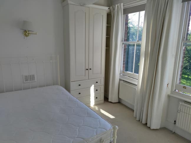 Flat share near Hampstead Heath, Camden Main Photo