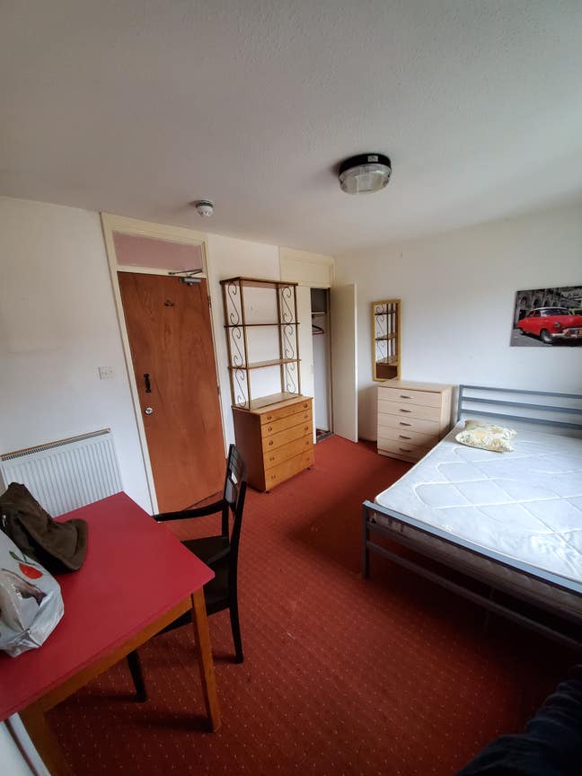 3 months let  double room  Main Photo