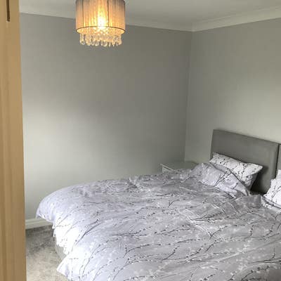 Spare room in House in quiet area Main Photo