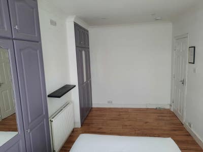 FA lovely double room in large house Main Photo