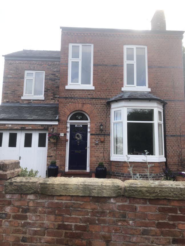 Room to rent in large detached house, Urmston Main Photo