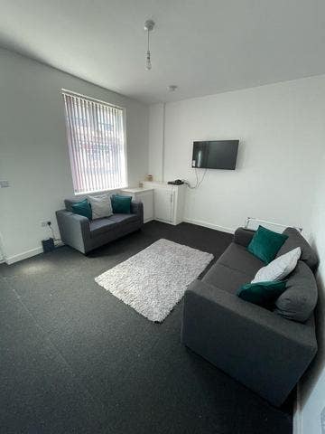  Spacious Ensuite Room - 5 Min Walk of Hosptial ⭐ Main Photo