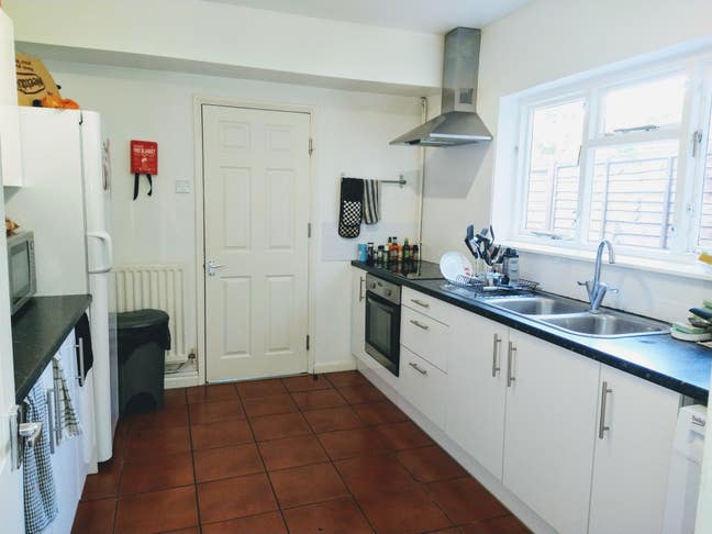 Double room in Prime Ministers area Main Photo