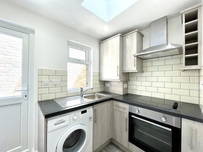 2 bedroom flat in Archway Water bill included Main Photo