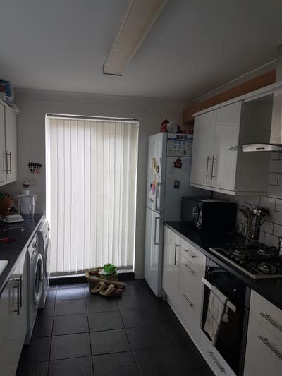 Double room in quite house Main Photo