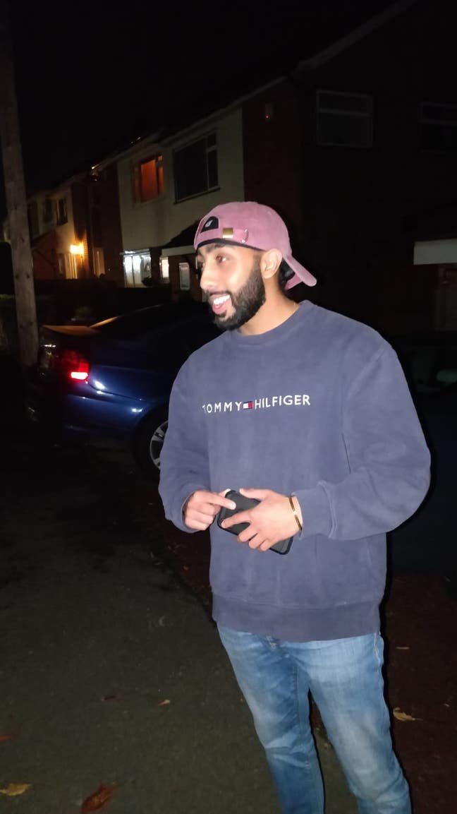 Looking for flat/flatmates Main Photo