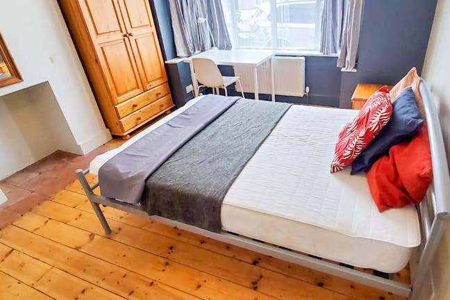 Quality Room📍5 min Walk to East Croydon Station! Main Photo