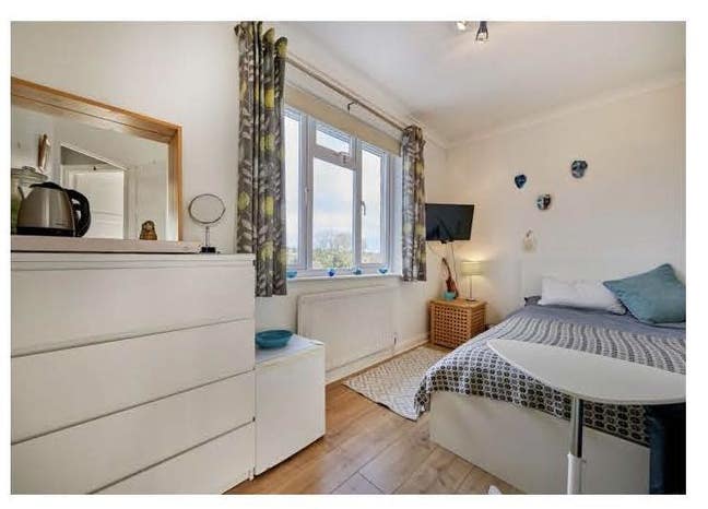 Bright Db. Room with park view, parking & TV Main Photo