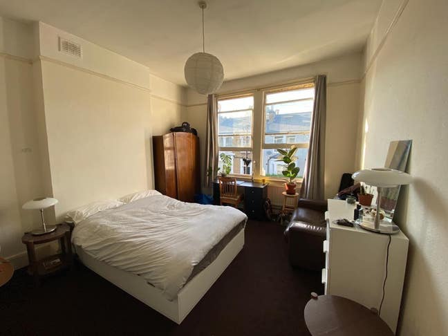 Double Bedroom in Brixton from 9 November Main Photo