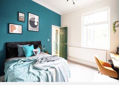 Week Free Luxury House Share - 1 Gig Internet Main Photo