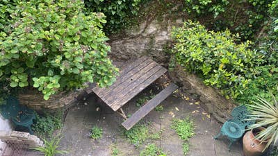 Clifton room in terraced house with private garden Main Photo