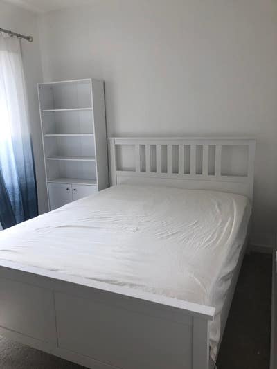 Large double bedroom 15 minute walk to West field Main Photo