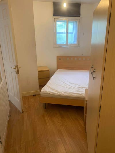 Single room with double bed  Main Photo