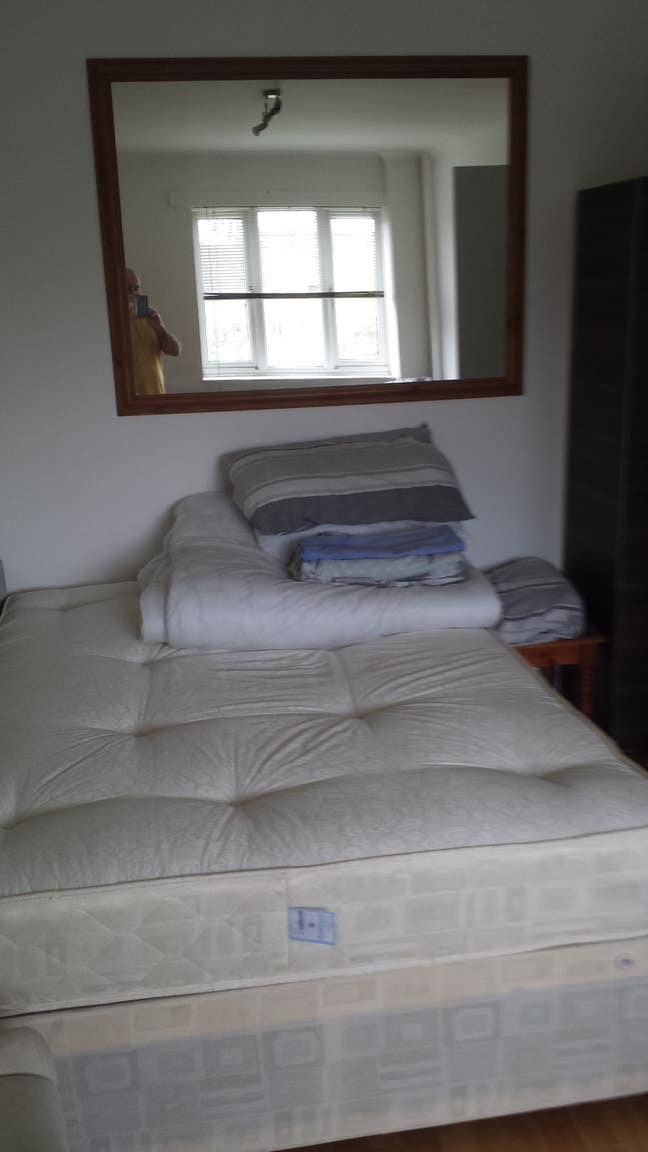 Kennington 3 Bedrooms Main Photo