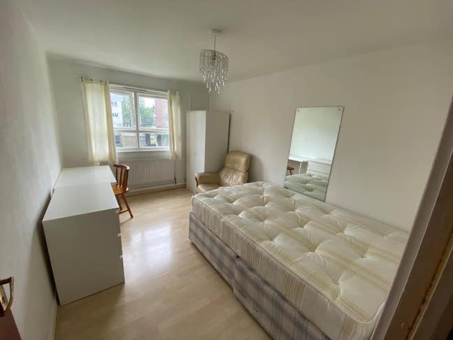 Stunning double bed room  Main Photo